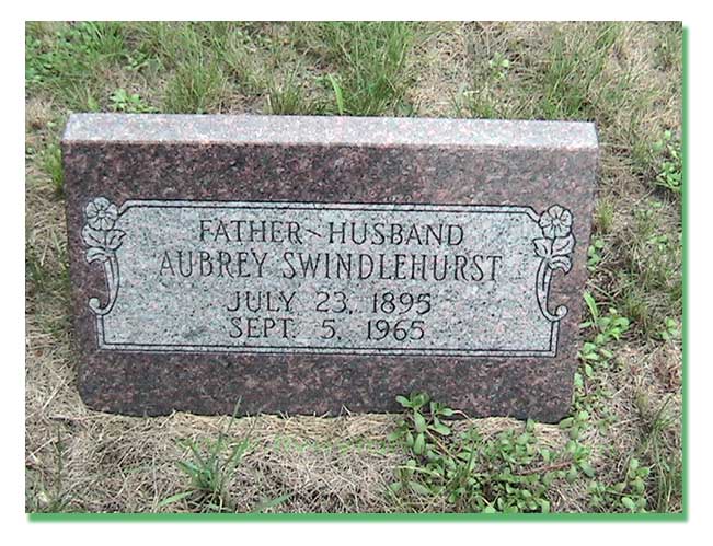 Grave of Aubrey Swindlehurst, Maple Grove Cemetery