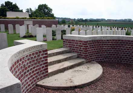 Godwaersvelde-British-Cemetery-Rowland-Tivey
